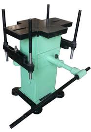 in Lift Hand Moulding Machine
